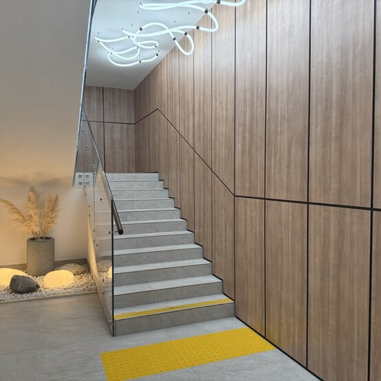 Бассейн у Флагштока