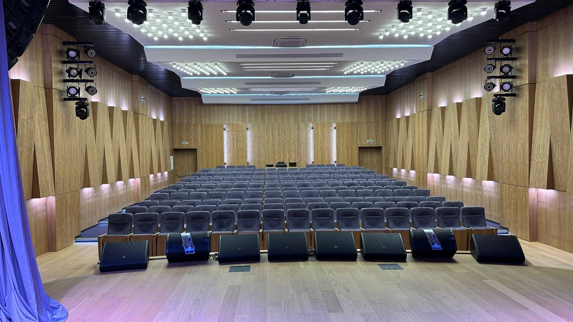 Культурно-деловой центр «Молодежный»_3