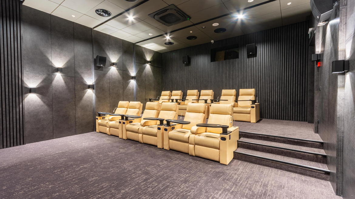 Кинотеатр Dream House Cinema_0